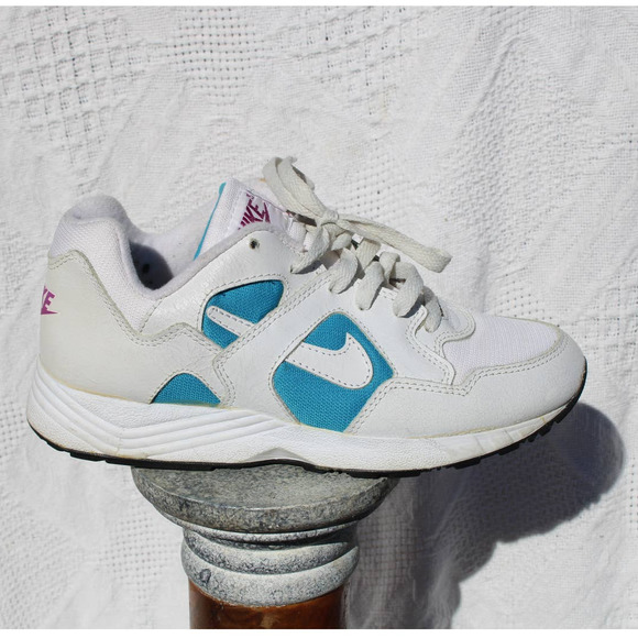 Vintage 1995 Nike Regrind Running shoe teal pink Size 8w - Picture 3 of 12